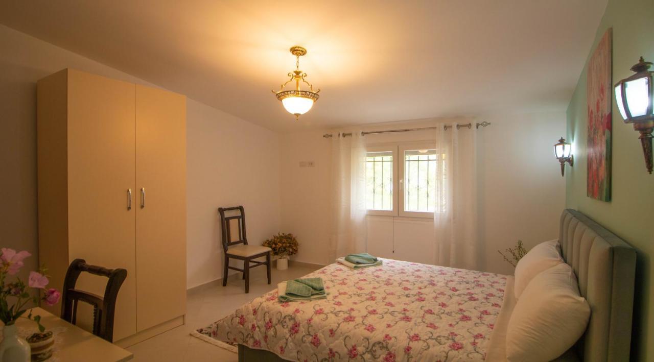 Kalaja Inn Krujë المظهر الخارجي الصورة