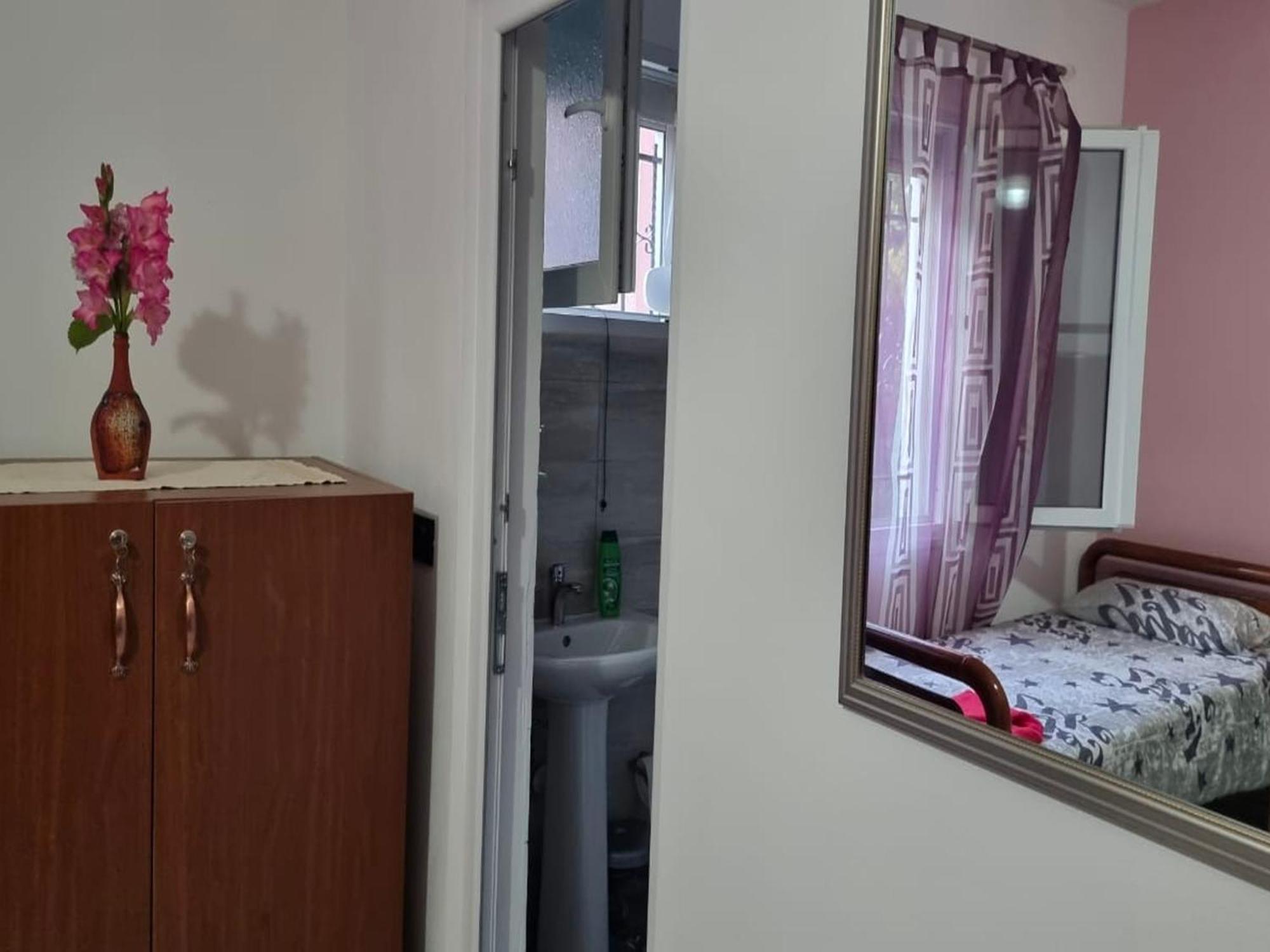Kalaja Inn Krujë المظهر الخارجي الصورة