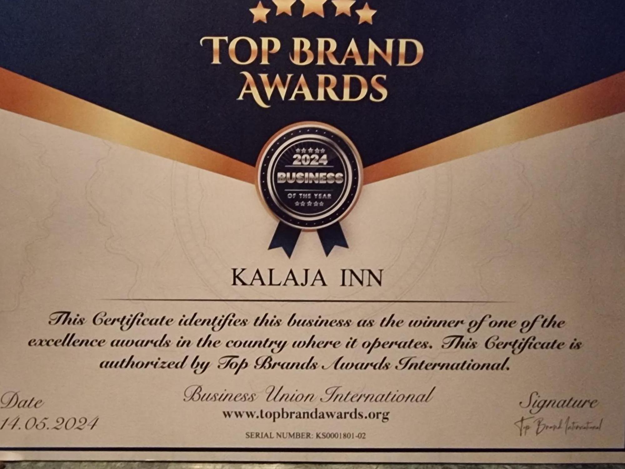 Kalaja Inn Krujë المظهر الخارجي الصورة